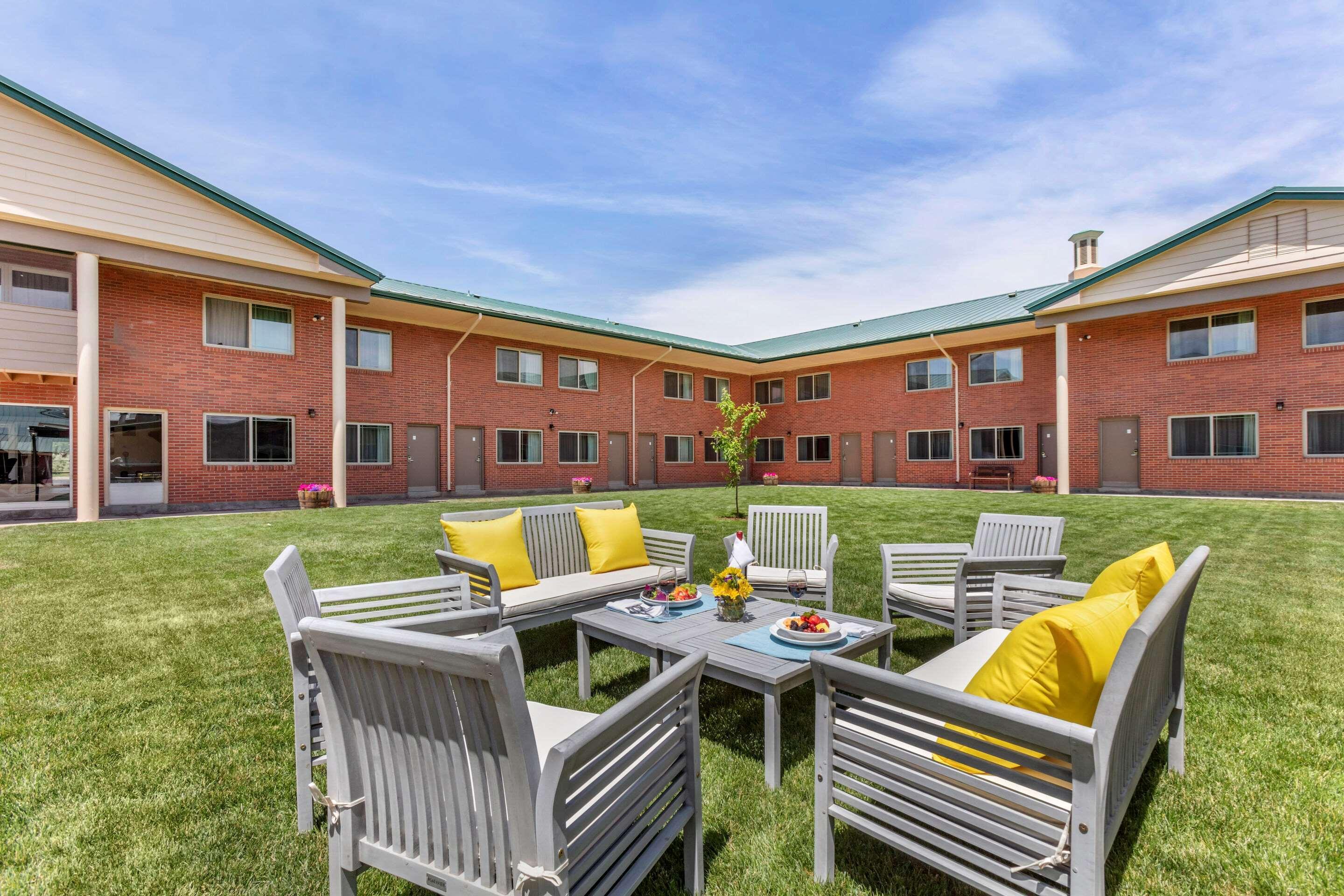 Best Western Downtown Casper Hotel Exterior photo