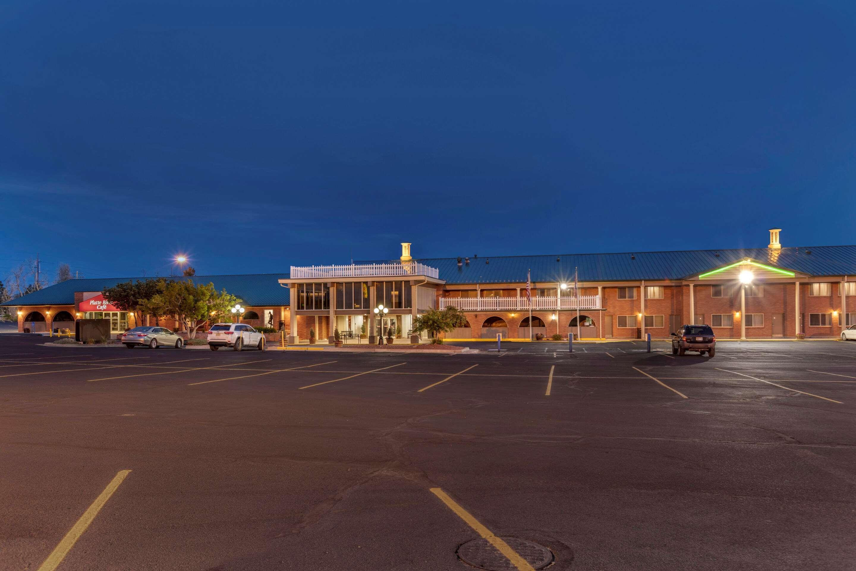 Best Western Downtown Casper Hotel Exterior photo